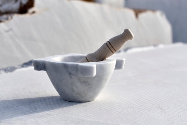 Carrara marble mortar